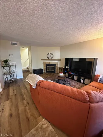 $2,700 | 6926 Laguna Place, Unit D, Rancho Cucamonga, CA 91701