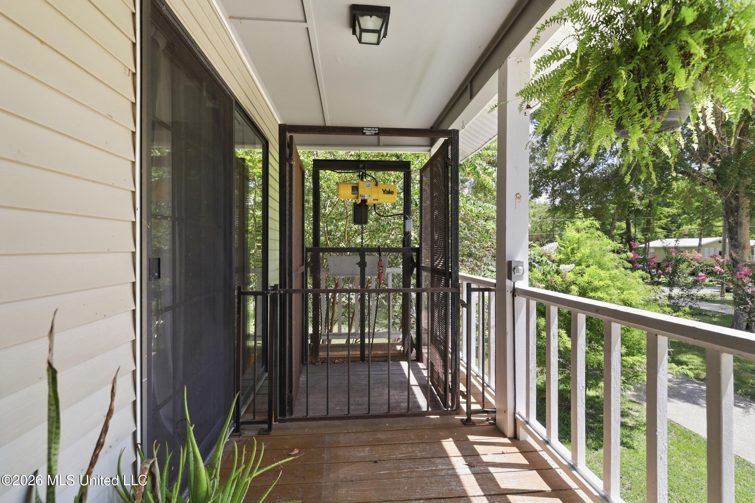 2033 Pascagoula River Road Moss Point, MS 39562 - Photo 39 of 69 37_r6__9947