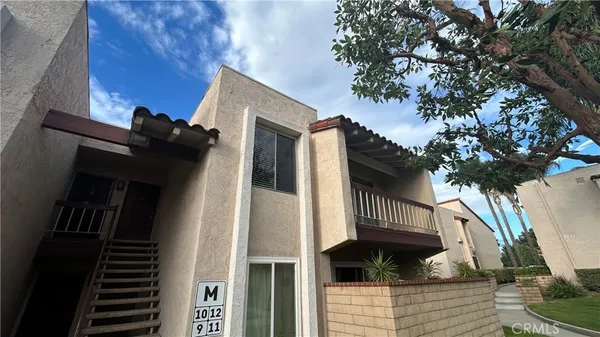 $500,000 | 700 West La Veta Avenue, Unit M12, Orange, CA 92868