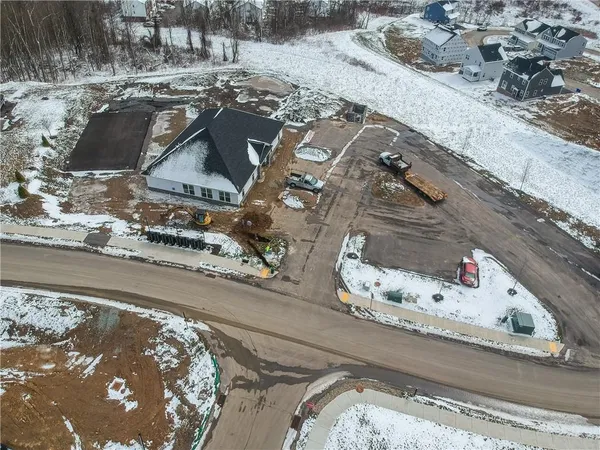 $350,000 | 1146 Olivia Drive, Oakdale, PA 15071