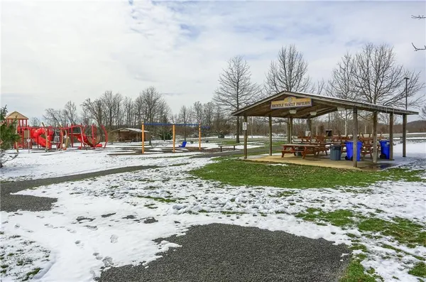 $350,000 | 1146 Olivia Drive, Oakdale, PA 15071