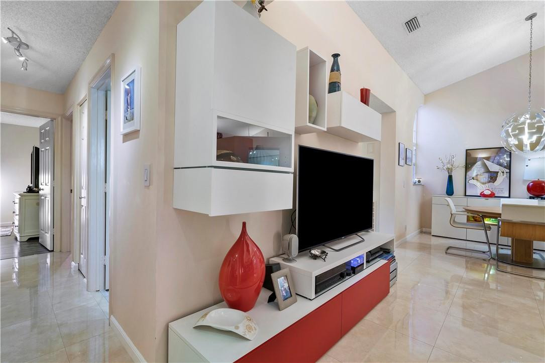 17262 Boca Club Boulevard, Unit 2403 Boca Raton, FL 33487 - Photo 14 of 27 Photo 14