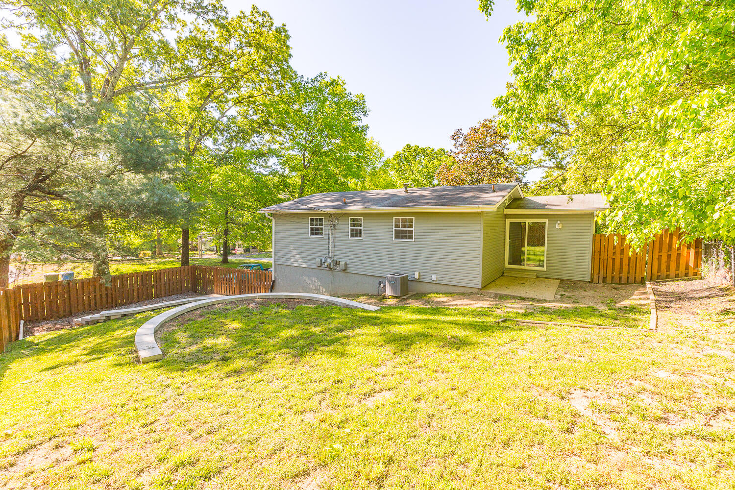547 Gadd Road Hixson, TN 37343 - Photo 28 of 32 547 Gadd Road HD_-12