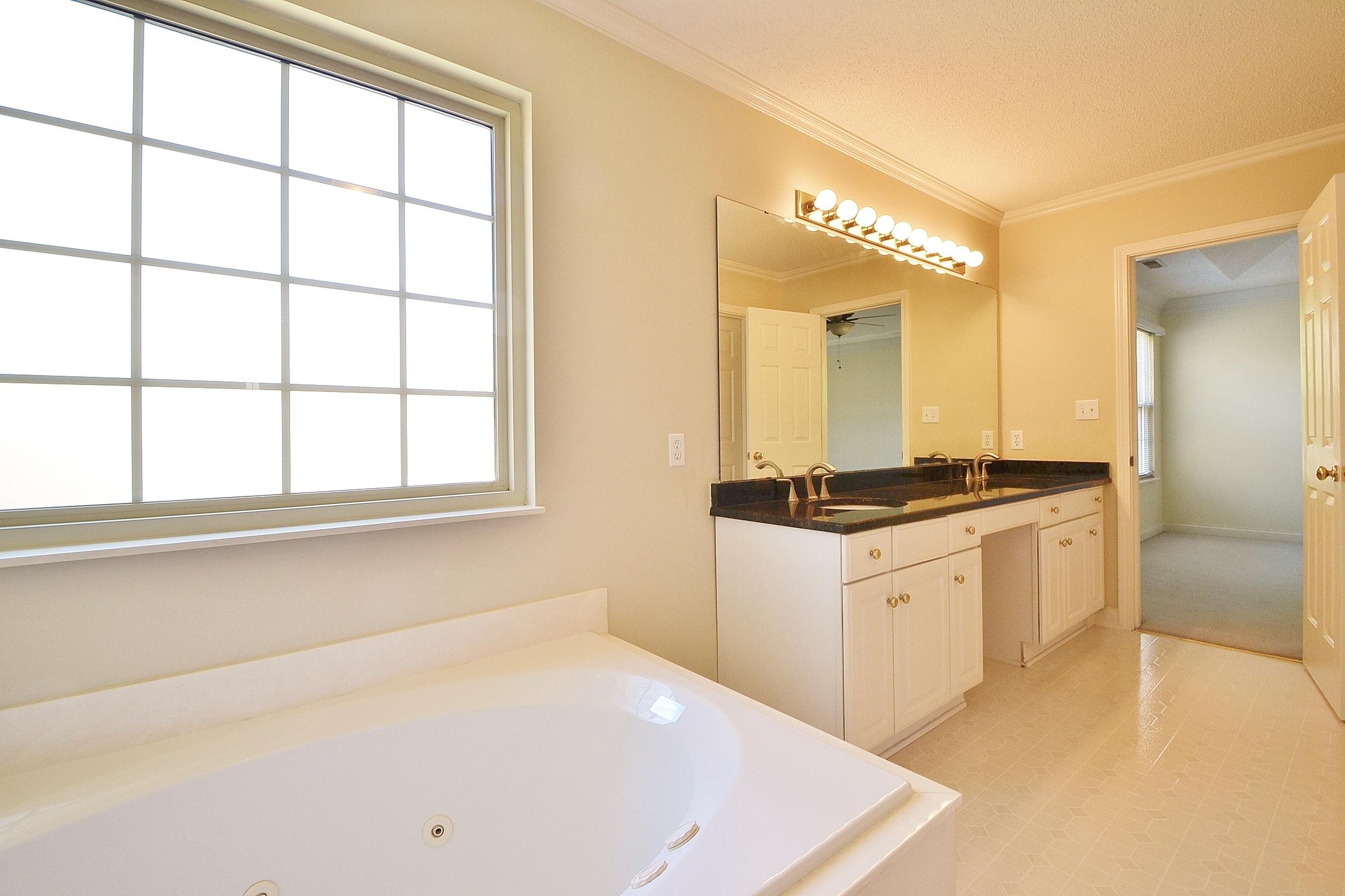 111 Capital Circle Oak Ridge, TN 37830 - Photo 18 of 32 18