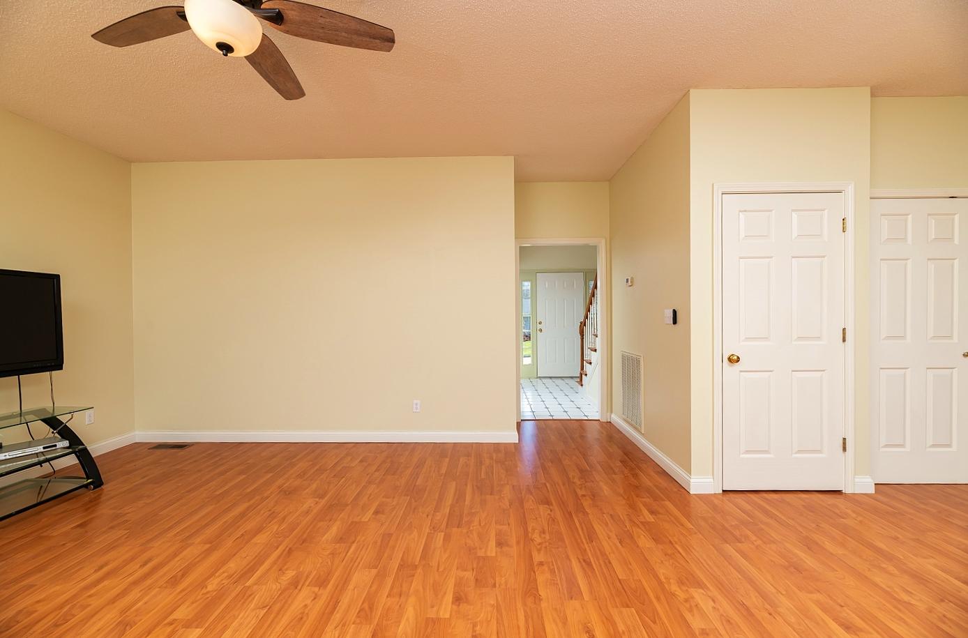 111 Capital Circle Oak Ridge, TN 37830 - Photo 5 of 32 5