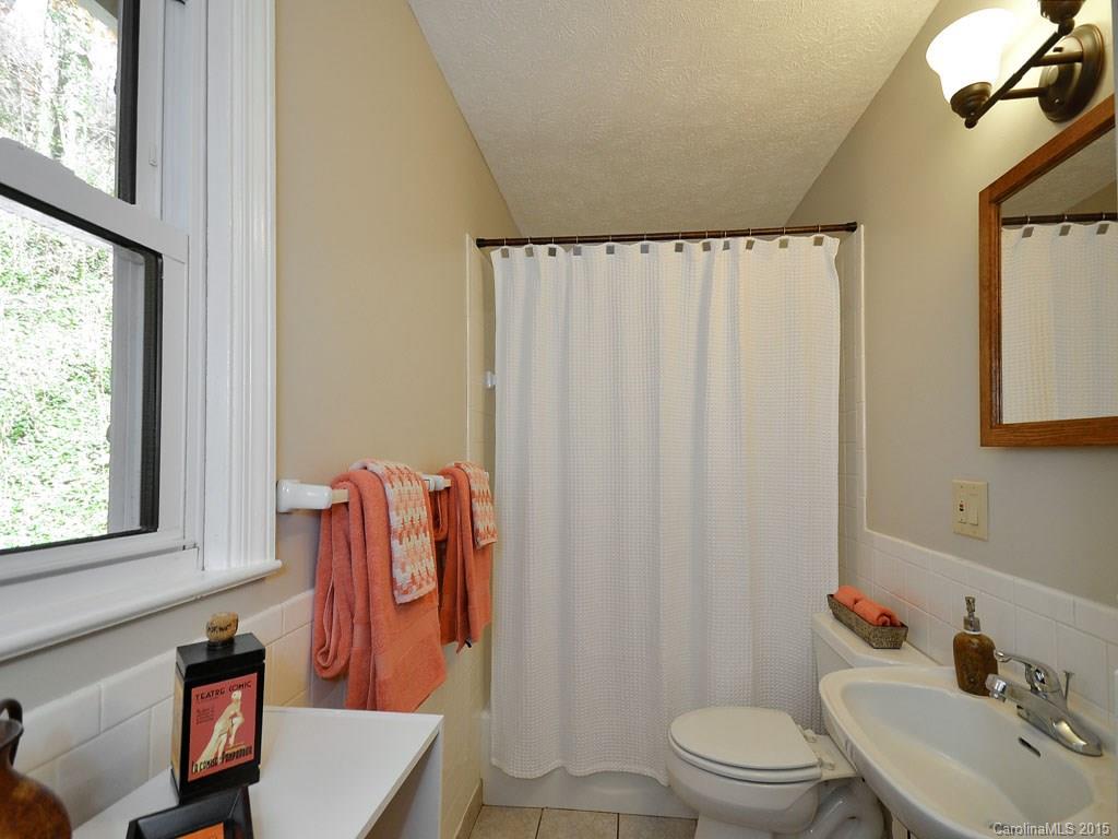 218 Morgan Cove Road Candler, NC 28715 - Photo 12 of 19 Gallery Image 12