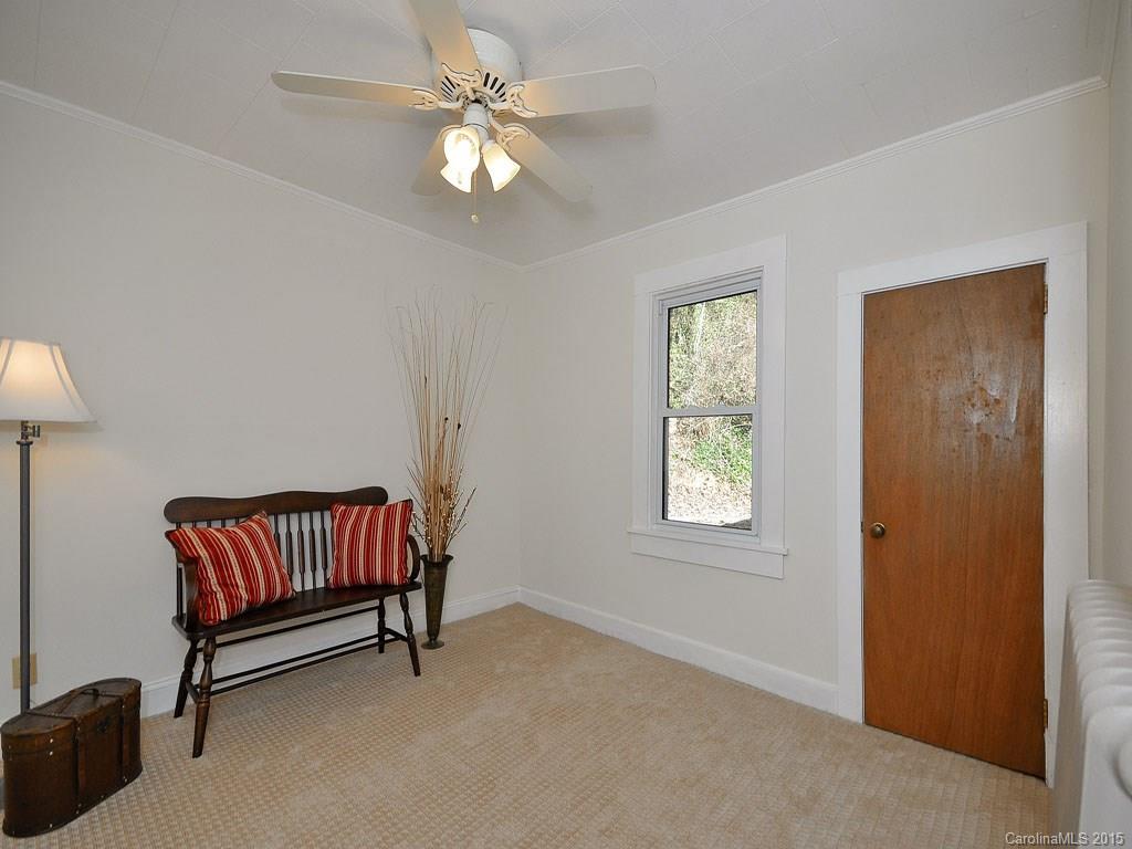 218 Morgan Cove Road Candler, NC 28715 - Photo 13 of 19 Gallery Image 13
