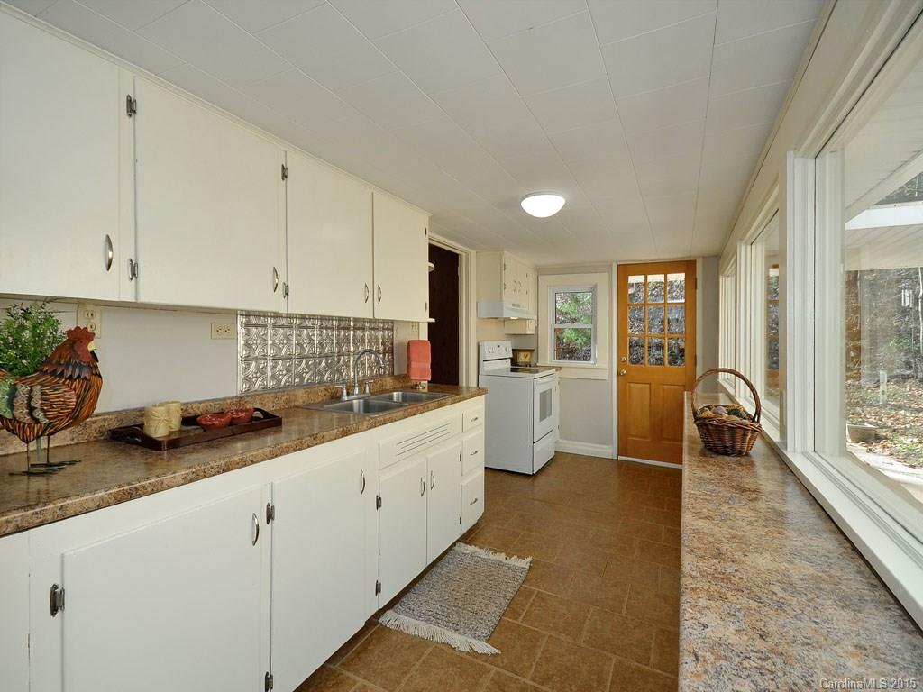 218 Morgan Cove Road Candler, NC 28715 - Photo 9 of 19 Gallery Image 9