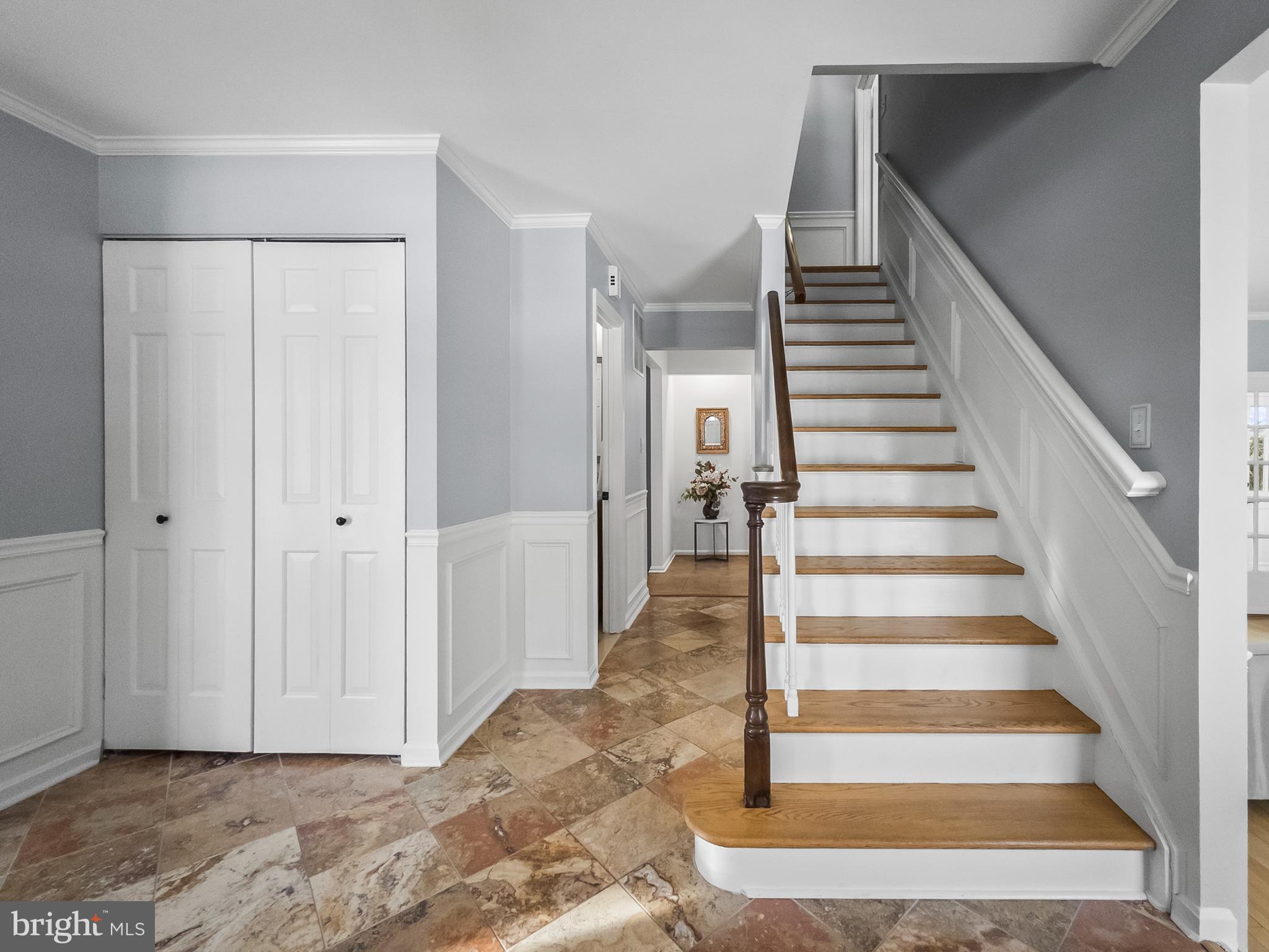 21600 Glendalough Road Gaithersburg, MD 20882 - Photo 53 of 64 a view of entryway with wooden floor and white walls