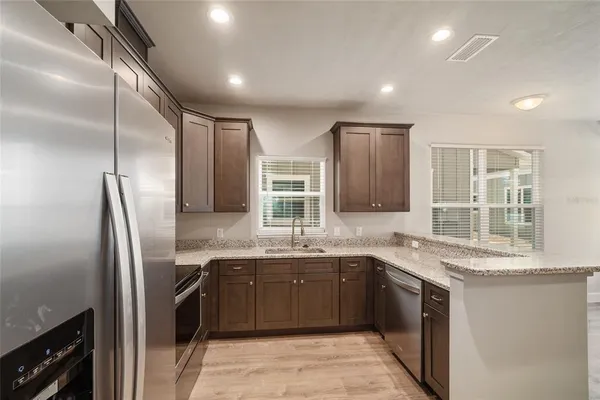 $3,180 | 622 Northwest 3rd Avenue, Gainesville, FL 32601