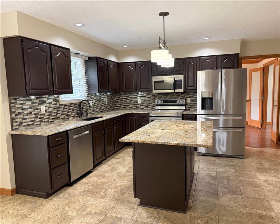 211 Warren Road Warrendale, PA 15086 - Photo 9 of 50 Gallery Image 9