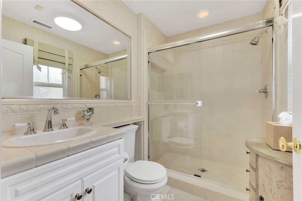 20130 Vía Medici Porter Ranch, CA 91326 - Photo 32 of 49