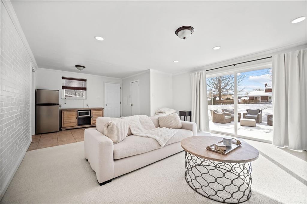 2079 Spring Valley Road Pittsburgh, PA 15243 - Photo 2 of 35 a living room with furniture and a large window
