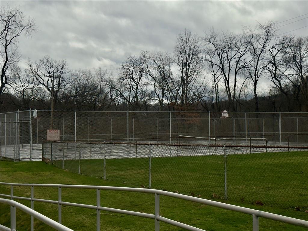 2079 Spring Valley Road Pittsburgh, PA 15243 - Photo 34 of 35 a view of a tennis court
