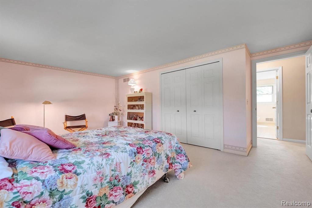 541 Augusta Drive Rochester Hills, MI 48309 - Photo 53 of 74