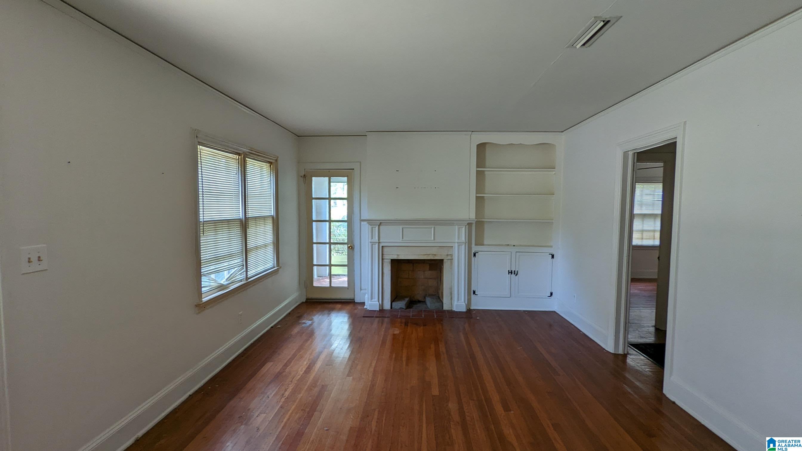 607 Cedar Street Talladega, AL 35160 - Photo 2 of 16