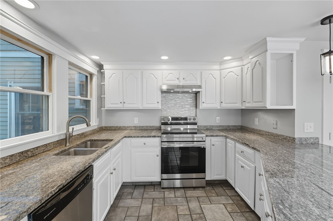 1107 Main Street Coventry, RI 02816 - Photo 35 of 50