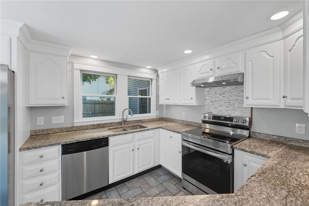 1107 Main Street Coventry, RI 02816 - Photo 37 of 50