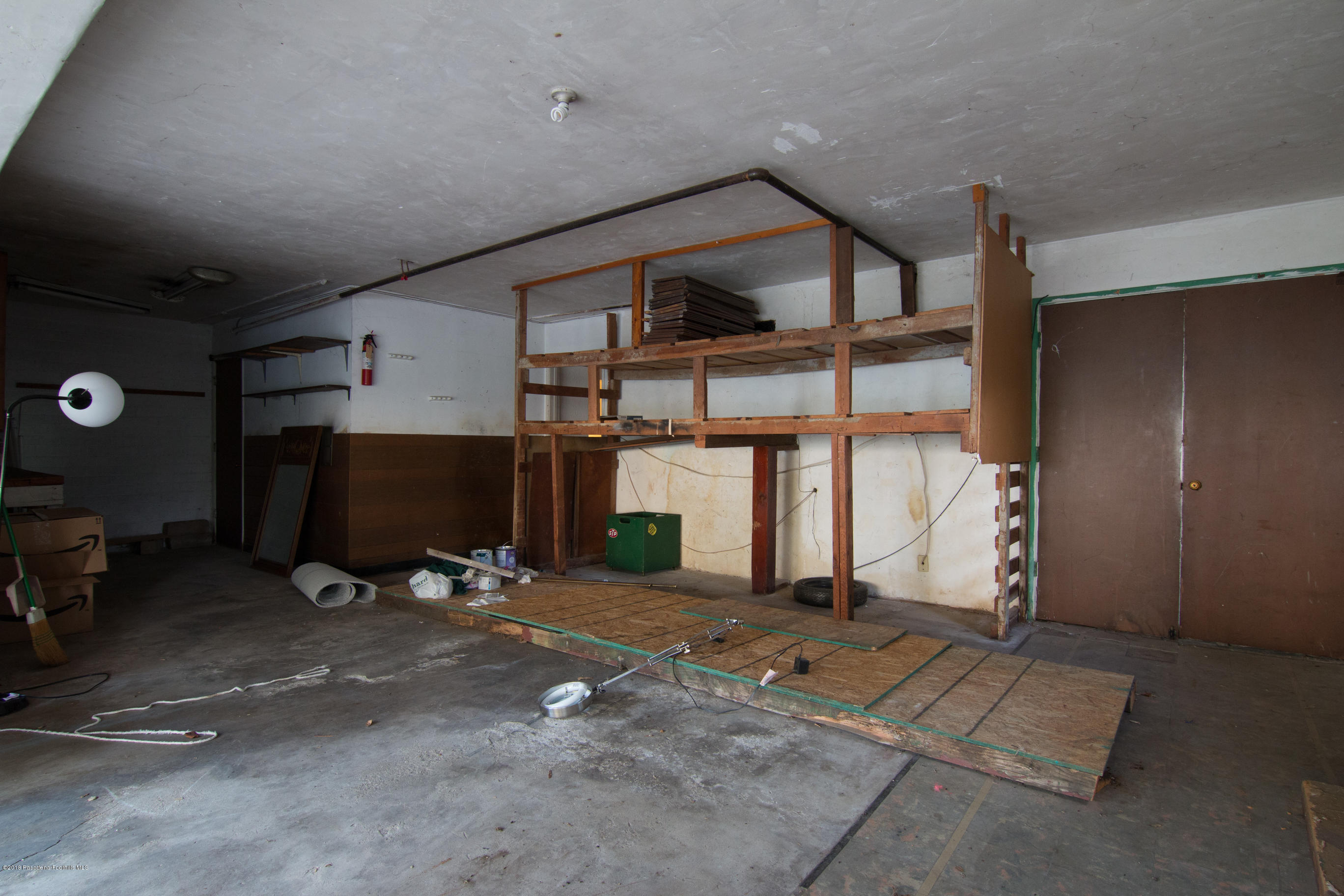 511 Whiting Woods Road Glendale, CA 91208 - Photo 23 of 23 marketing photos staged-22