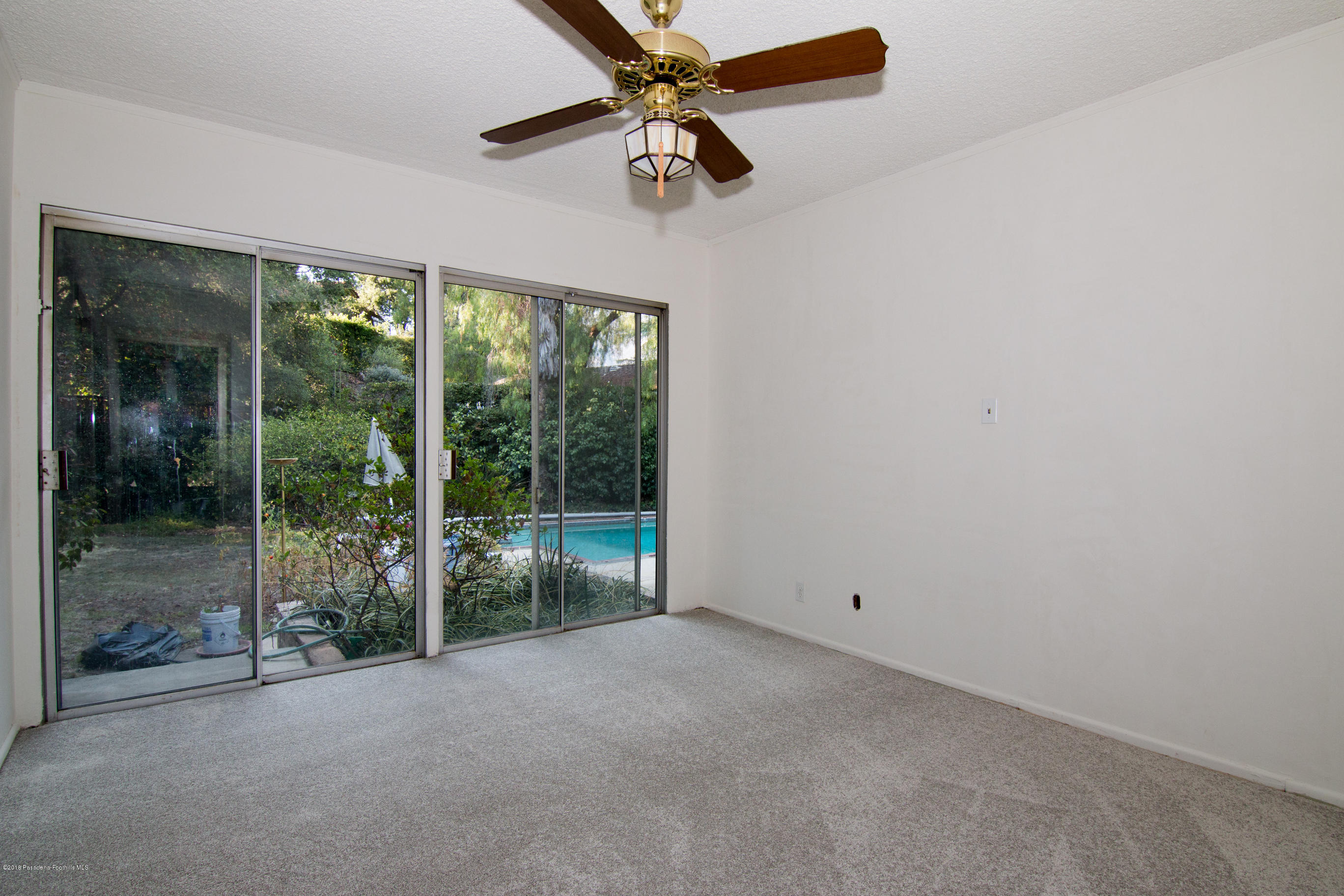 511 Whiting Woods Road Glendale, CA 91208 - Photo 9 of 23 marketing photos staged-4