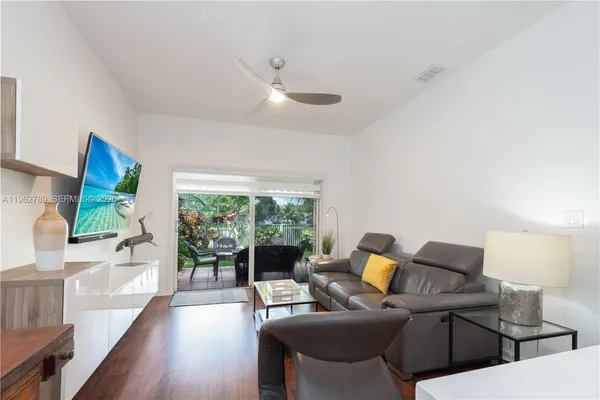 $4,000 | 4123 Sapphire Bend, Weston, FL 33331