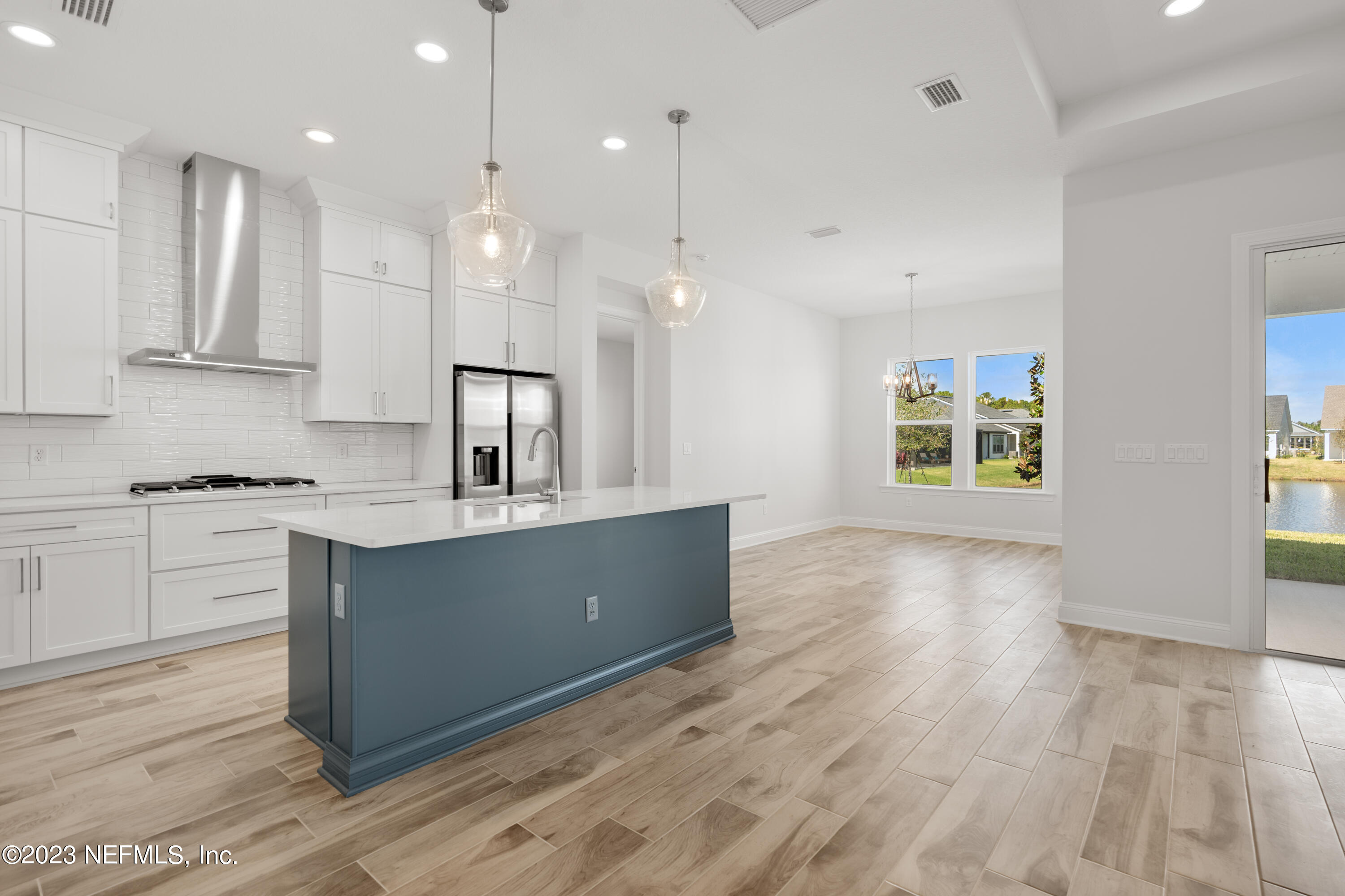 110 Amarante Lane St. Augustine, FL 32095 - Photo 8 of 39 Kitchen and Dining