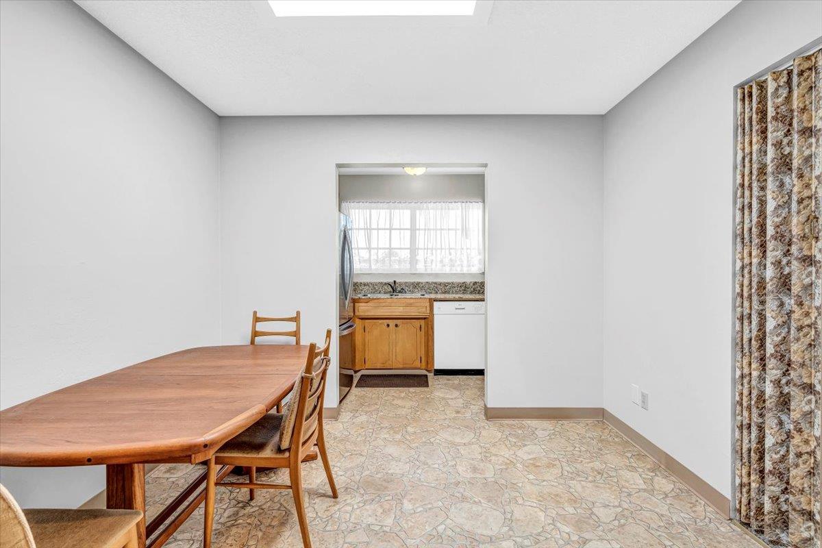 3111 Carmelo Circle Marina, CA 93933 - Photo 11 of 35 a workspace with furniture and window