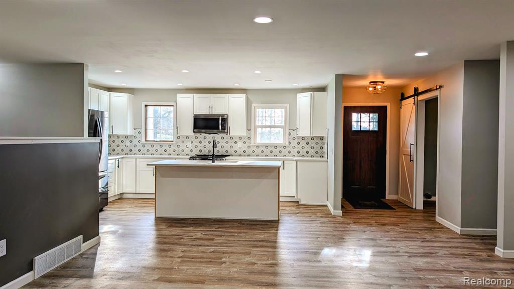 6872 Hurds Corner Road Mayville, MI 48744 - Photo 5 of 39 Gallery Image 5