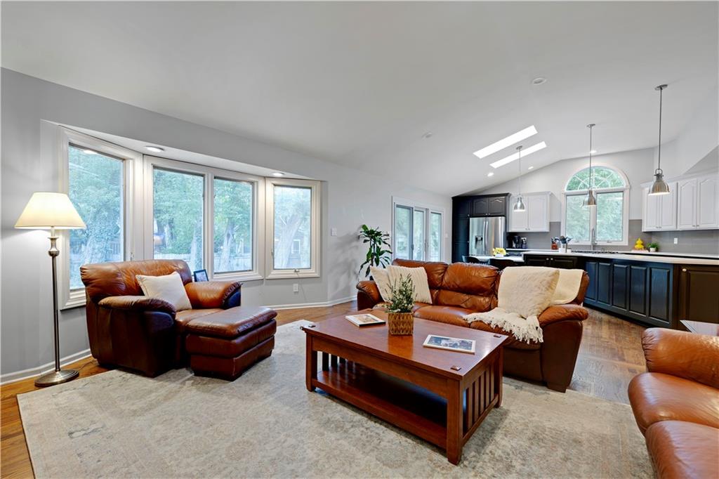 7900 Sagamore Road Leawood, KS 66206 - Photo 19 of 42 Gallery Image 19