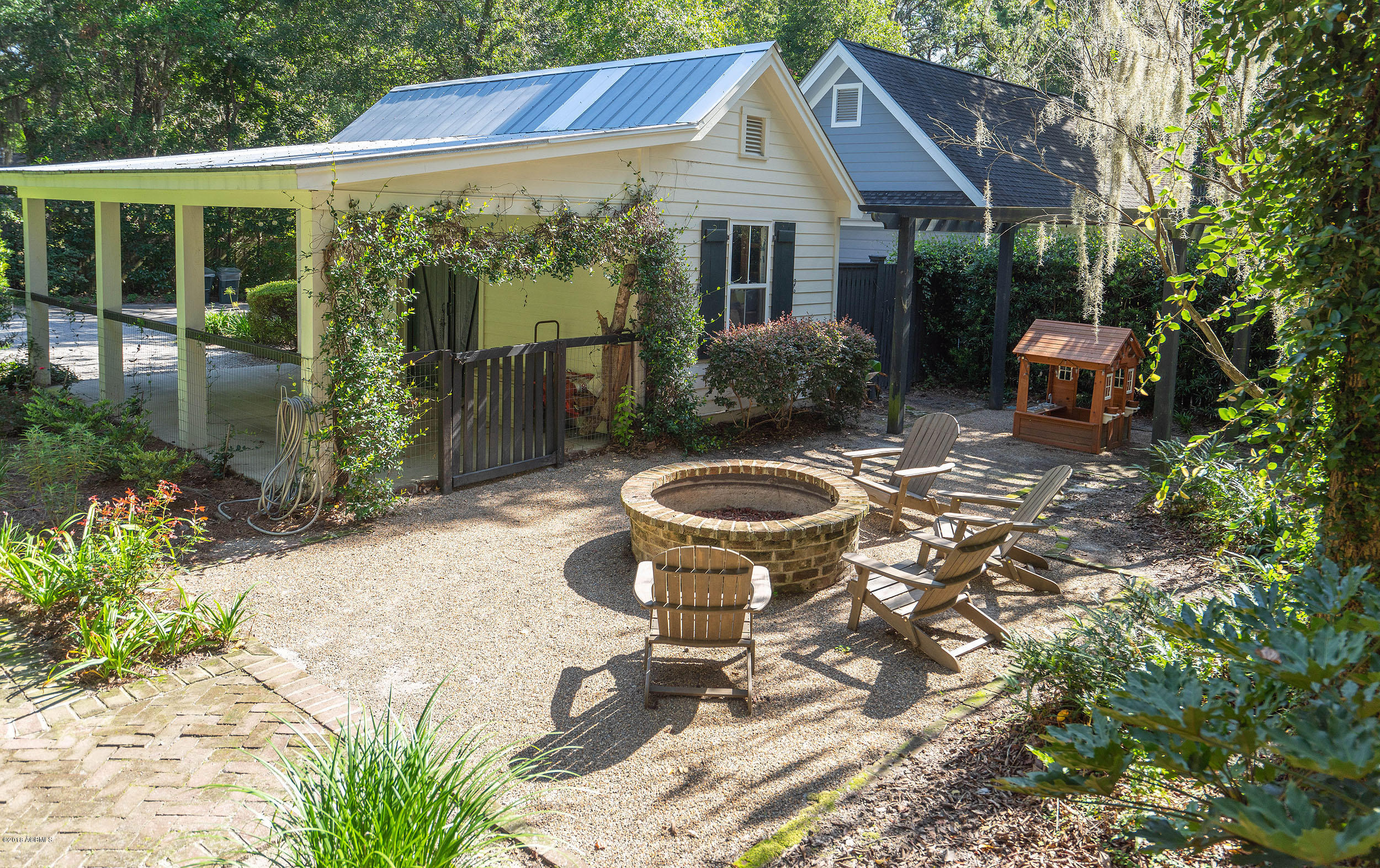 8 Mises Road Beaufort, SC 29907 - Photo 6 of 44 DSC09201-1