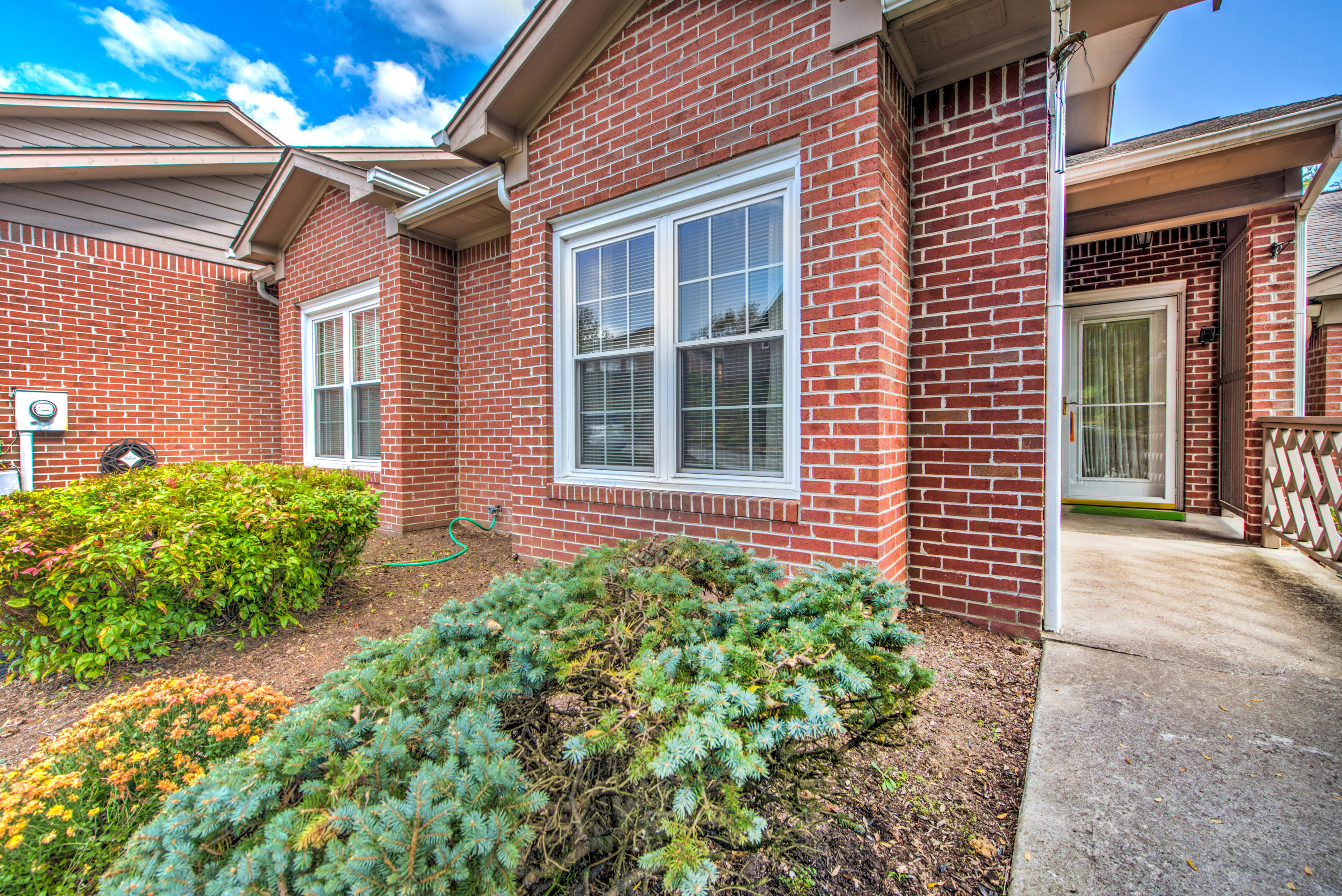 47 Riverview Drive Oak Ridge, TN 37830 - Photo 3 of 36 3