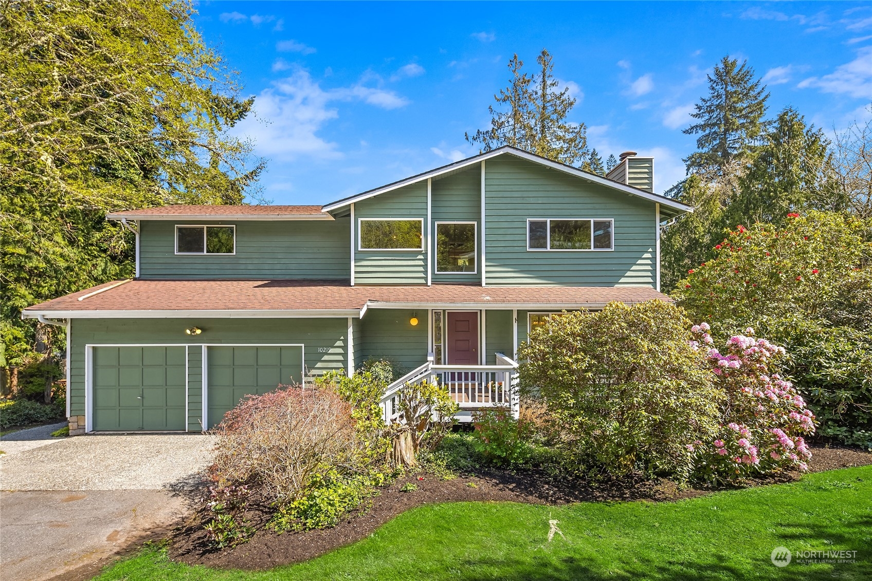 10219 Northeast Roberts Road Bainbridge Island, WA 98110 - Photo 1 of 35 Gallery Image 1