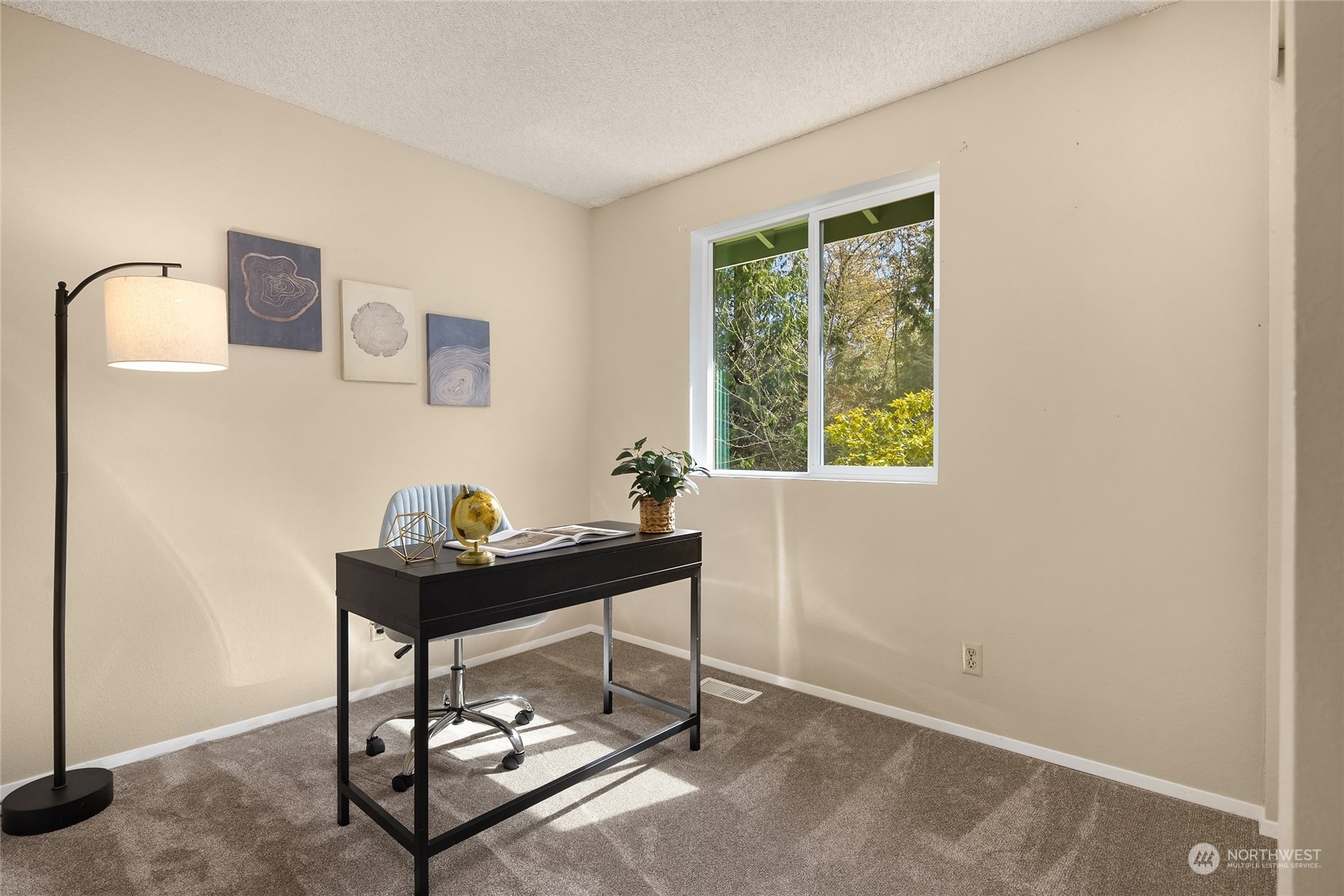 10219 Northeast Roberts Road Bainbridge Island, WA 98110 - Photo 18 of 35 Gallery Image 18