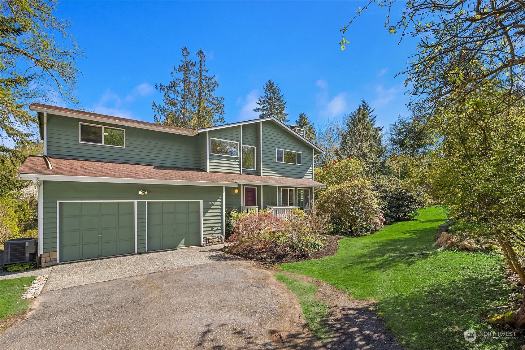 10219 Northeast Roberts Road Bainbridge Island, WA 98110 - Photo 2 of 35 Gallery Image 2