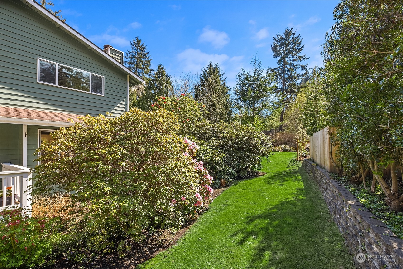10219 Northeast Roberts Road Bainbridge Island, WA 98110 - Photo 25 of 35 Gallery Image 25
