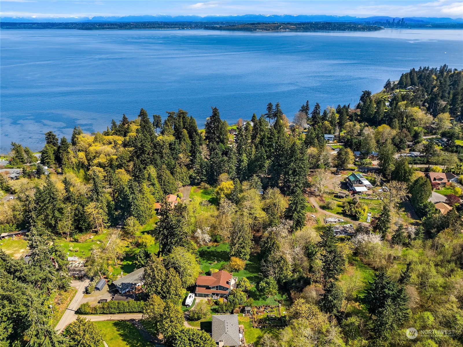 10219 Northeast Roberts Road Bainbridge Island, WA 98110 - Photo 32 of 35 Gallery Image 32