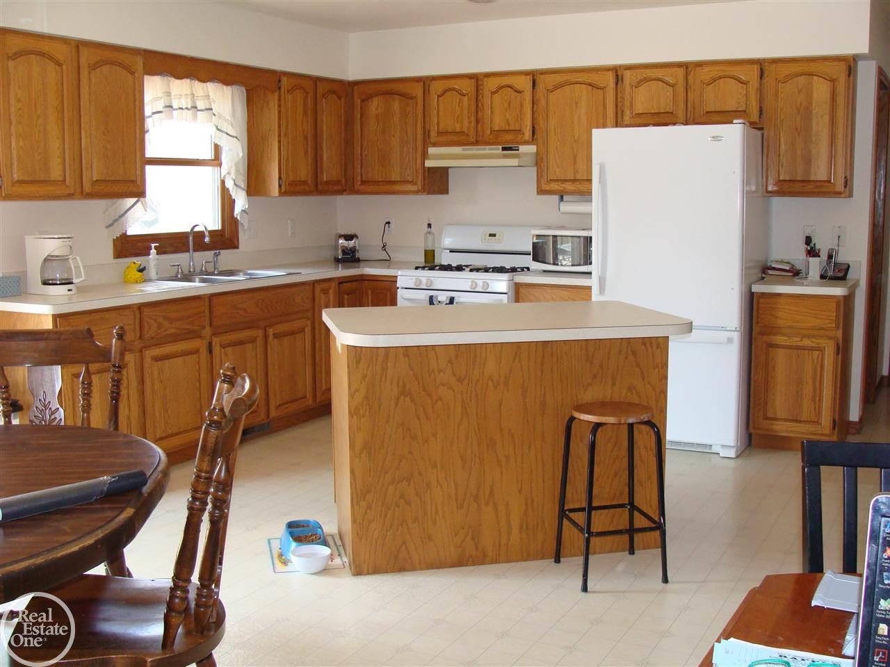 2115 Ditty Road Smiths Creek, MI 48074 - Photo 18 of 52 31315355-17.JPG