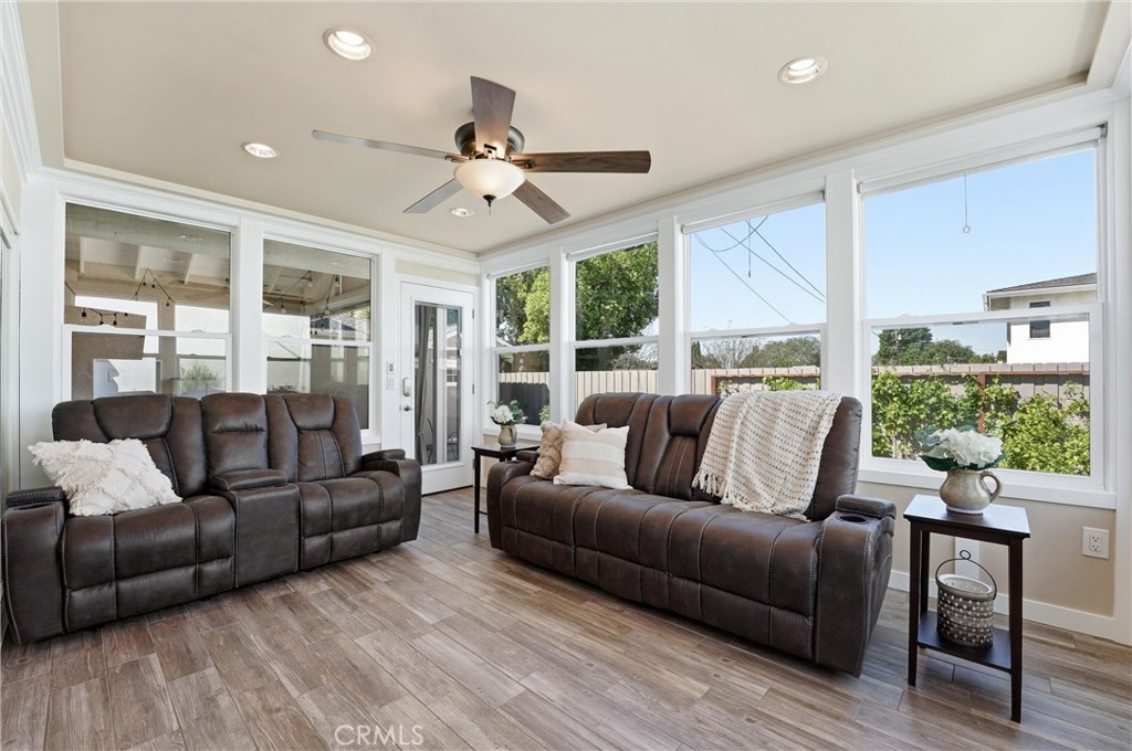 633 Laurel Avenue Brea, CA 92821 - Photo 13 of 61