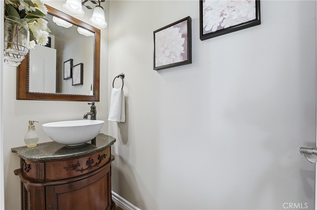 633 Laurel Avenue Brea, CA 92821 - Photo 34 of 61