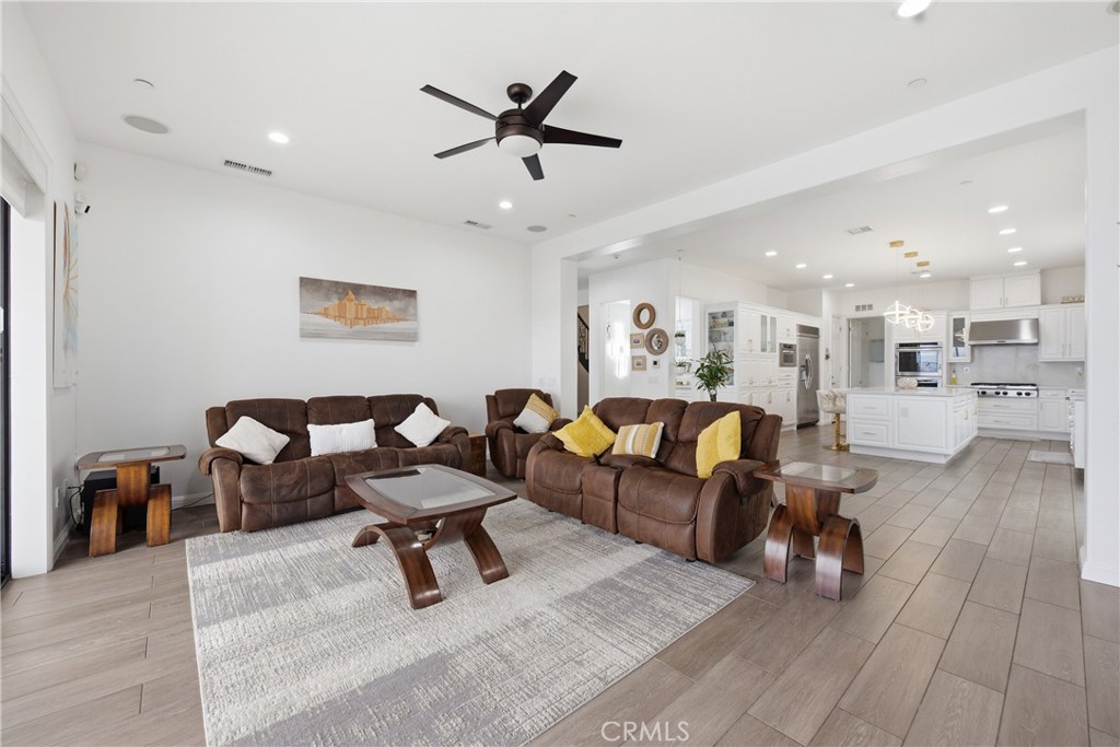 14852 Hightop Street Moorpark, CA 93021 - Photo 14 of 61