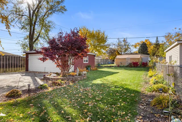 $339,000 | 1624 Boeger Avenue, Westchester, IL 60154