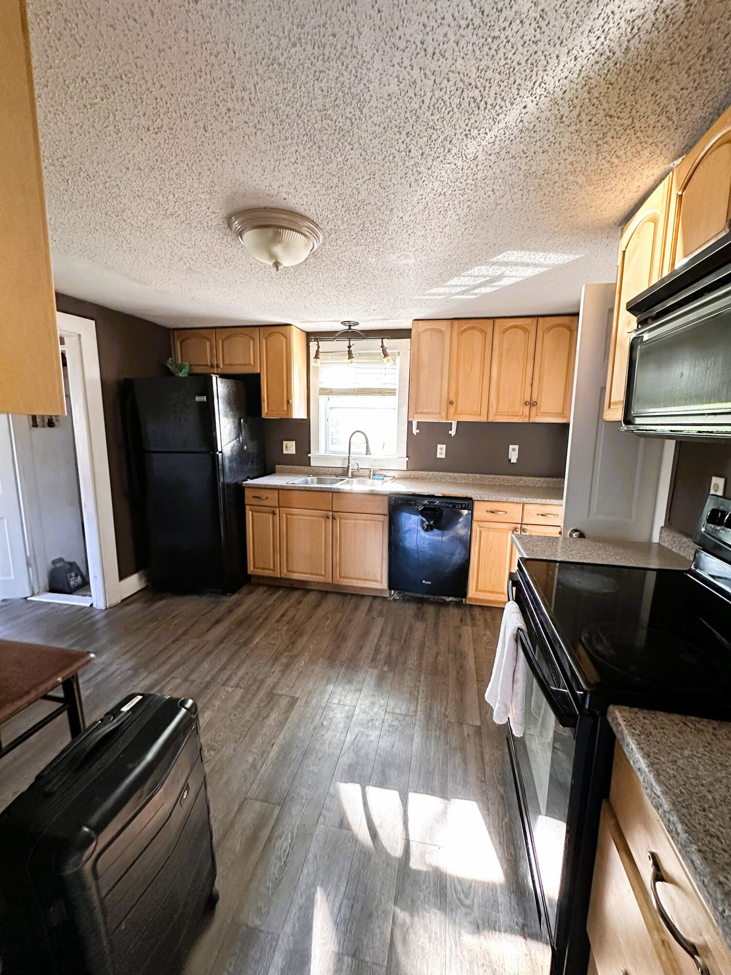 139 Chamberlain Street Brewer, ME 04412 - Photo 19 of 47 IMG_5360