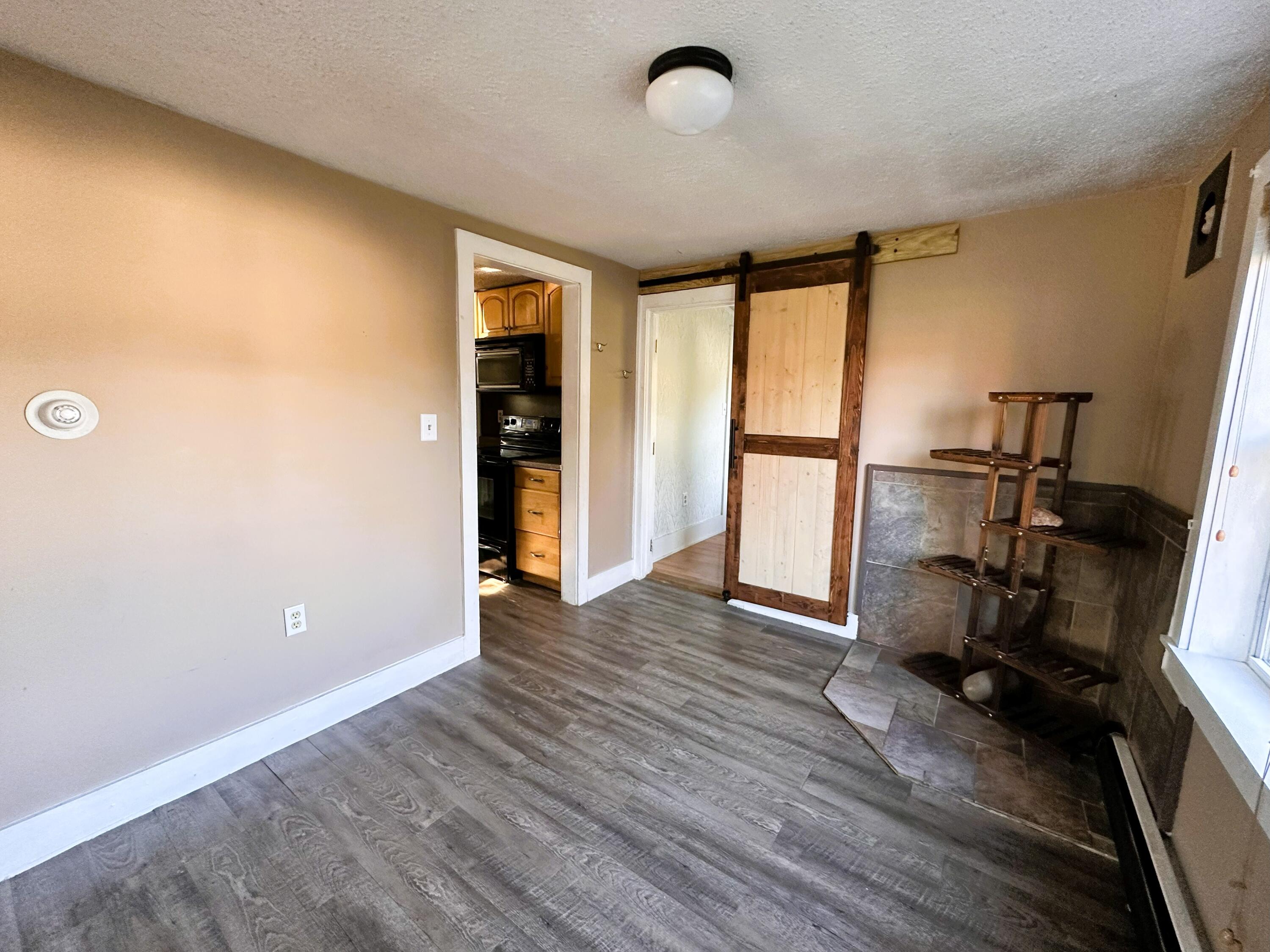 139 Chamberlain Street Brewer, ME 04412 - Photo 20 of 47 IMG_5355