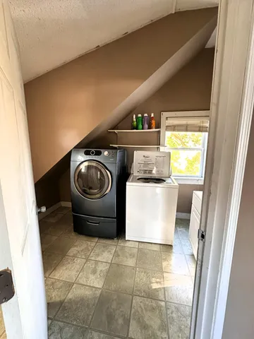 $275,000 | 139 Chamberlain Street, Brewer, ME 04412