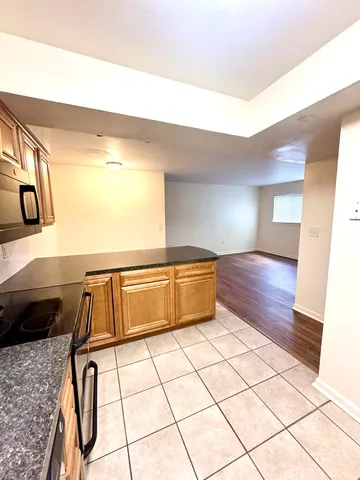 a view of utility room