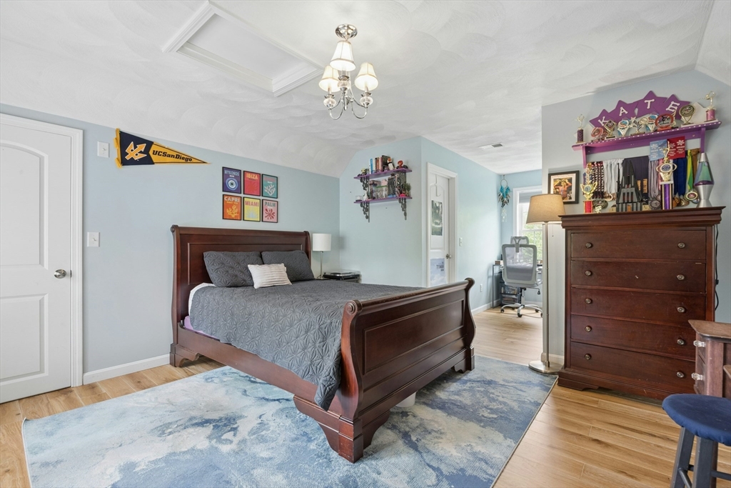 12 Forbes Road Hudson, MA 01749 - Photo 30 of 40