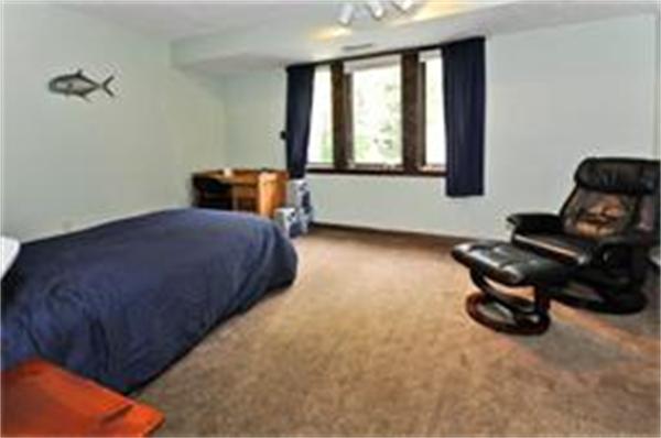 92 Pilgrim Road Holliston, MA 01746 - Photo 24 of 28 Gallery Image 24