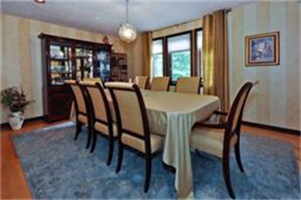 92 Pilgrim Road Holliston, MA 01746 - Photo 9 of 28 Gallery Image 9