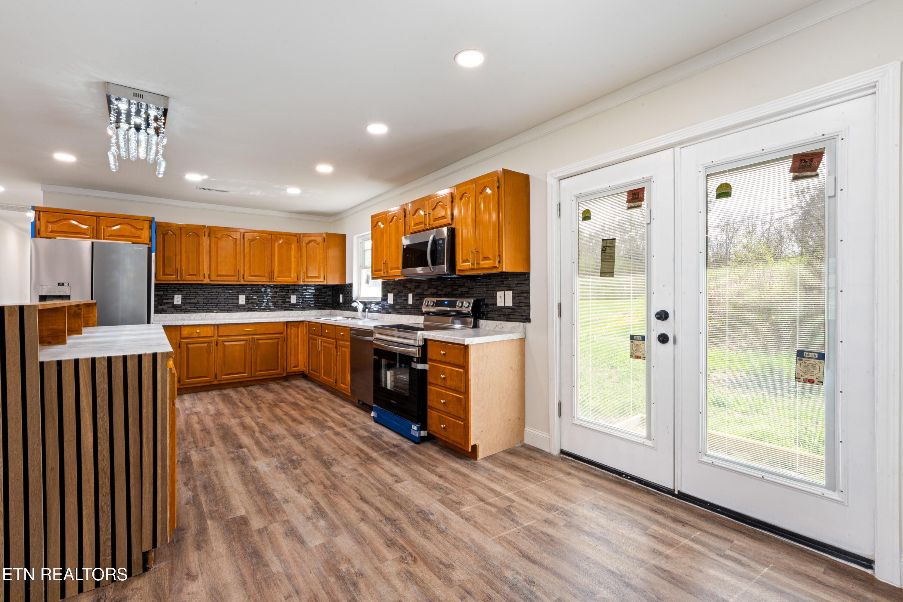 1025 Scarlet Road Newport, TN 37821 - Photo 11 of 37 AAP-15