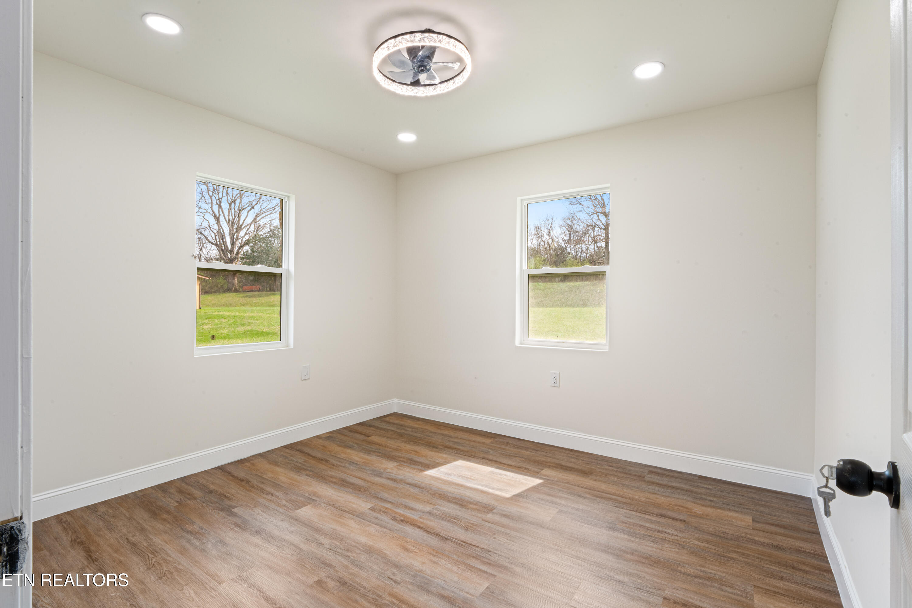 1025 Scarlet Road Newport, TN 37821 - Photo 28 of 37 AAP-33